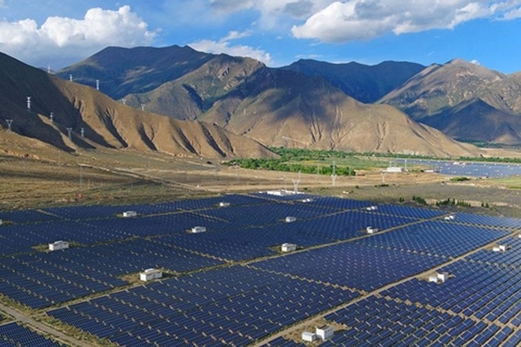 光伏基金是什么概念股，光伏產(chǎn)業(yè)龍頭基金有哪些