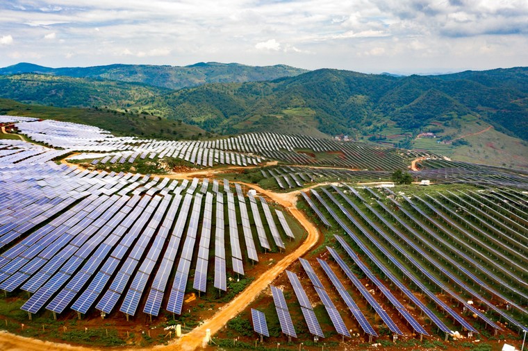 光伏成本造價標準，光伏100萬兆瓦造價，一百畝光伏造價